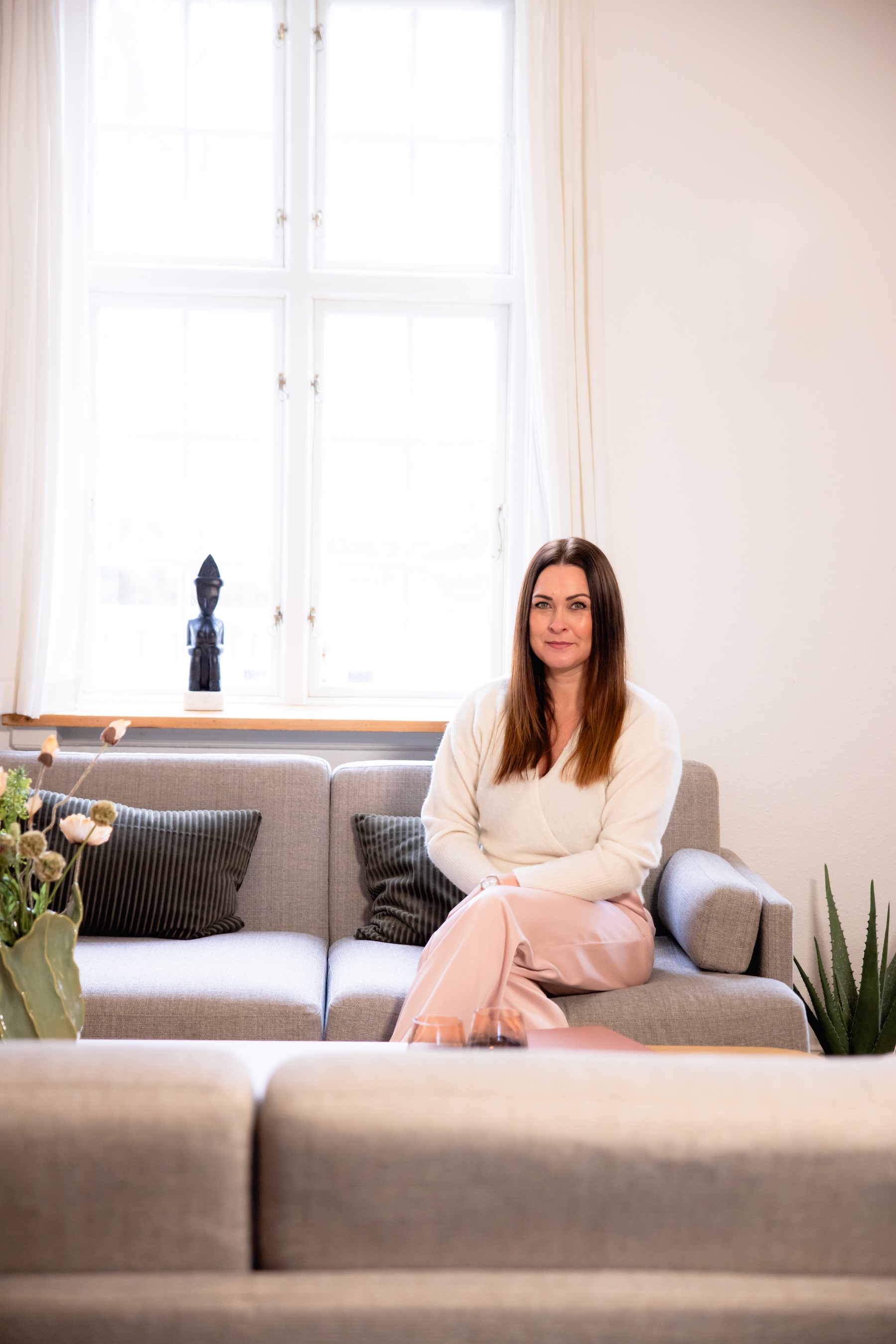 Selma Kjærbo i faglig samtale